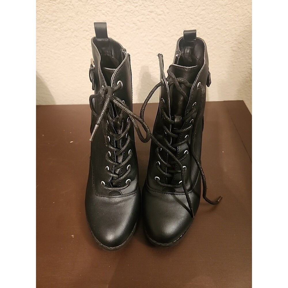 Edgy Style! Women's Brash Black Lace-Up Punk Heeled Ankle Boots - Size 8
